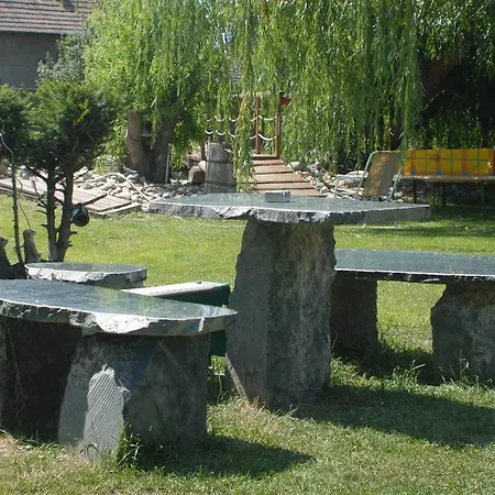 In Midi * Trenčín