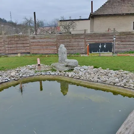 招待所 In Midi Trenčín